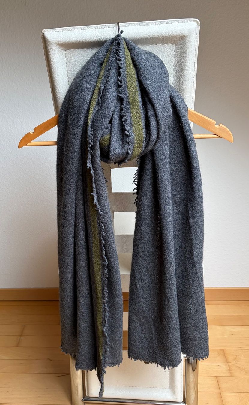 Massimo Dutti Foulards & écharpes: Massimo Dutti Schal – D'occasion à Unterägeri par Jutka_04 5