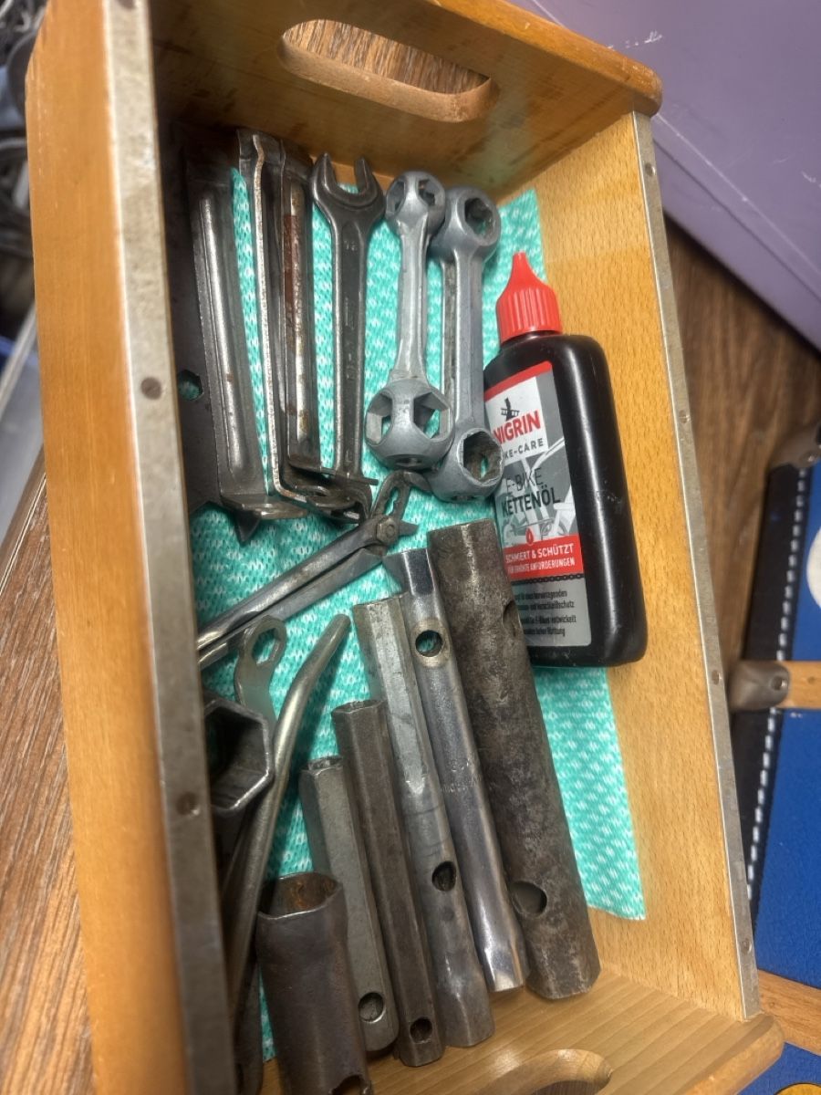 Tutti gli attrezzi: Velowekzeug – Usato da Horriwil venduto da Carrera68