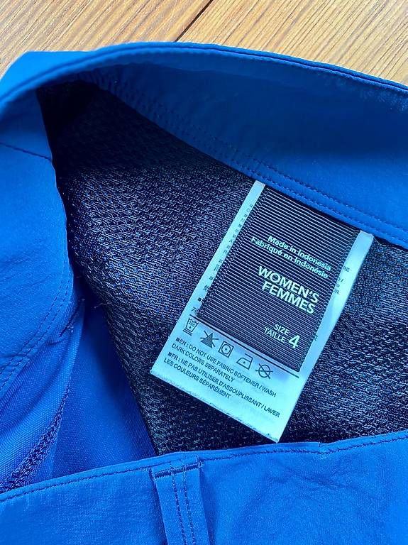 Arcteryx Pantaloni: Bequeme leichte Wanderhose von Arcteryx – Usato da Aarau venduto da lacrimara 2