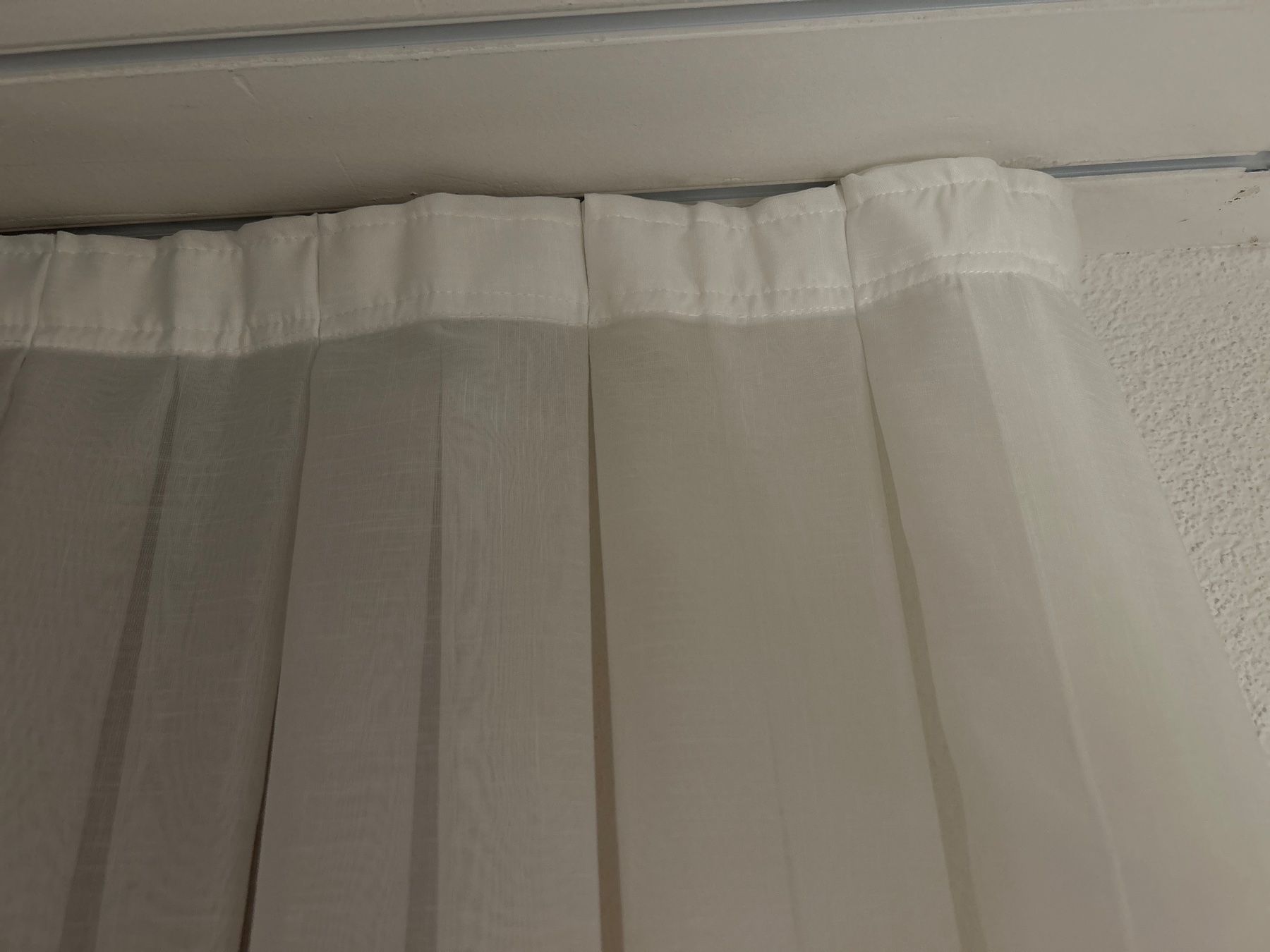Tende: Gardine weiss/210x235cm mit Schweizer Schienensystem – Usato da Zürich venduto da SonnZH 2