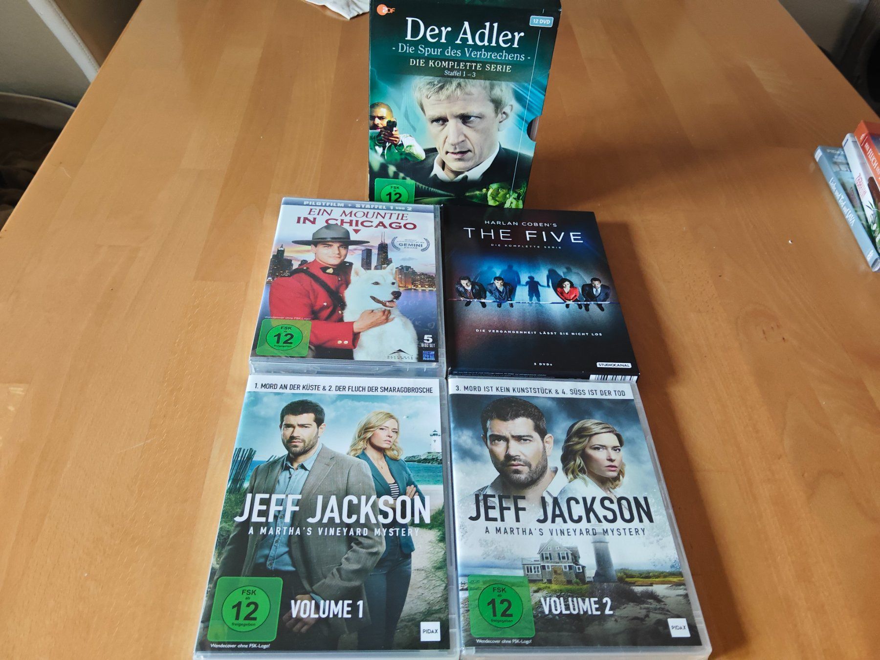 Tutti i DVDs: 4 Serien Krimis/Thriller – Usato da Staad SG venduto da Hope80