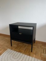 Liouba Nachttischli in schwarz