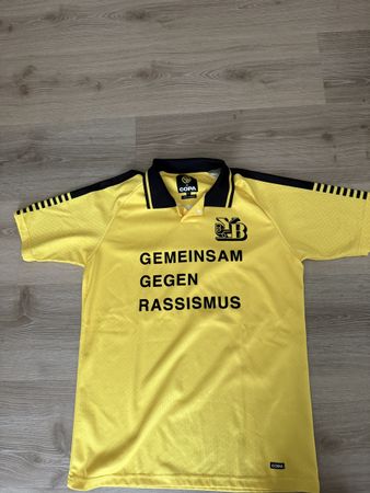 YB ( BSC Young Boys)X COPA TRIKOT GEGEN RASSISMUS Grösse L