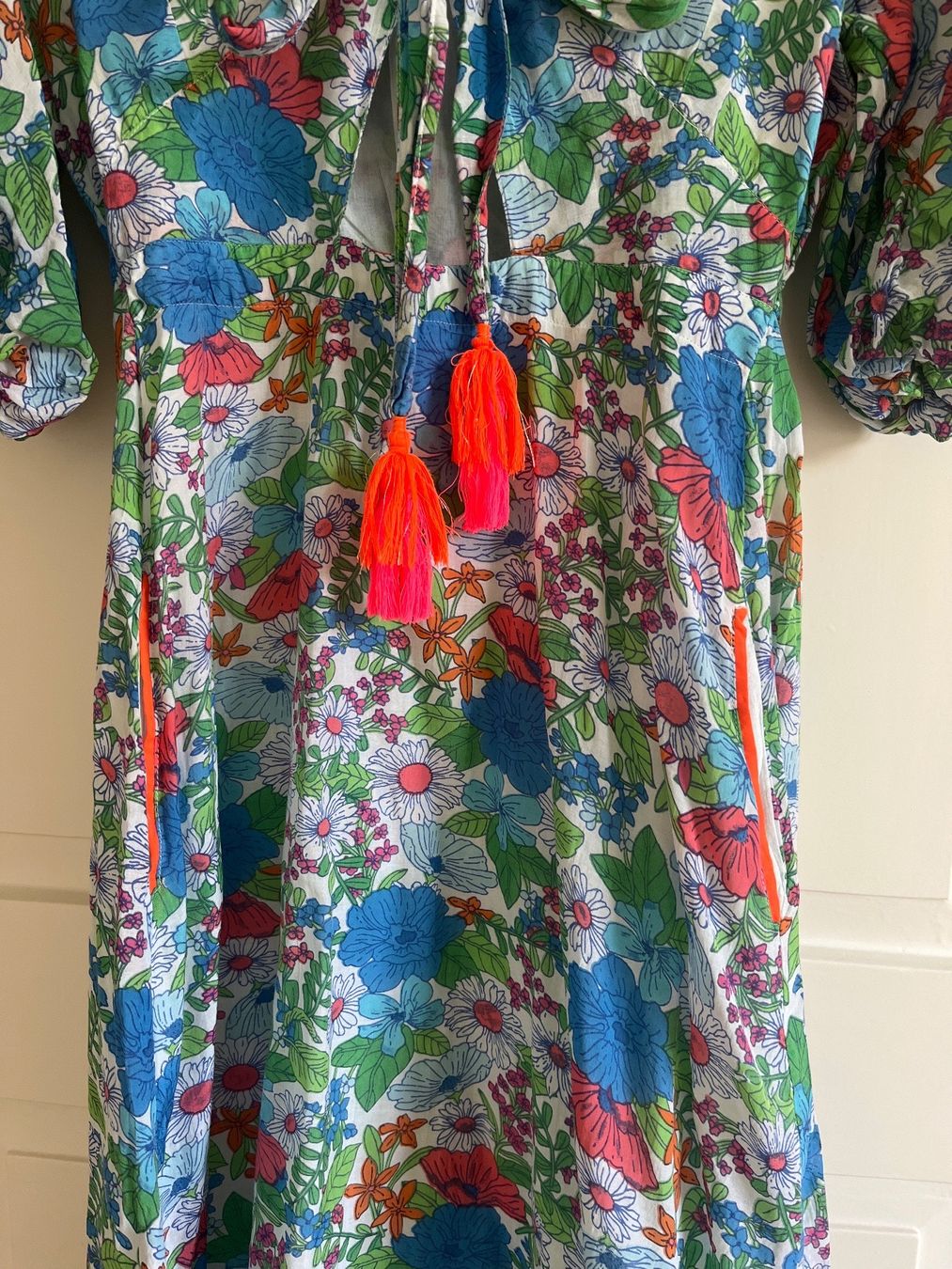 Vestiti: Place du Solei Kleid mit Cut outs – Usato da Kilchberg ZH venduto da asrael02 3