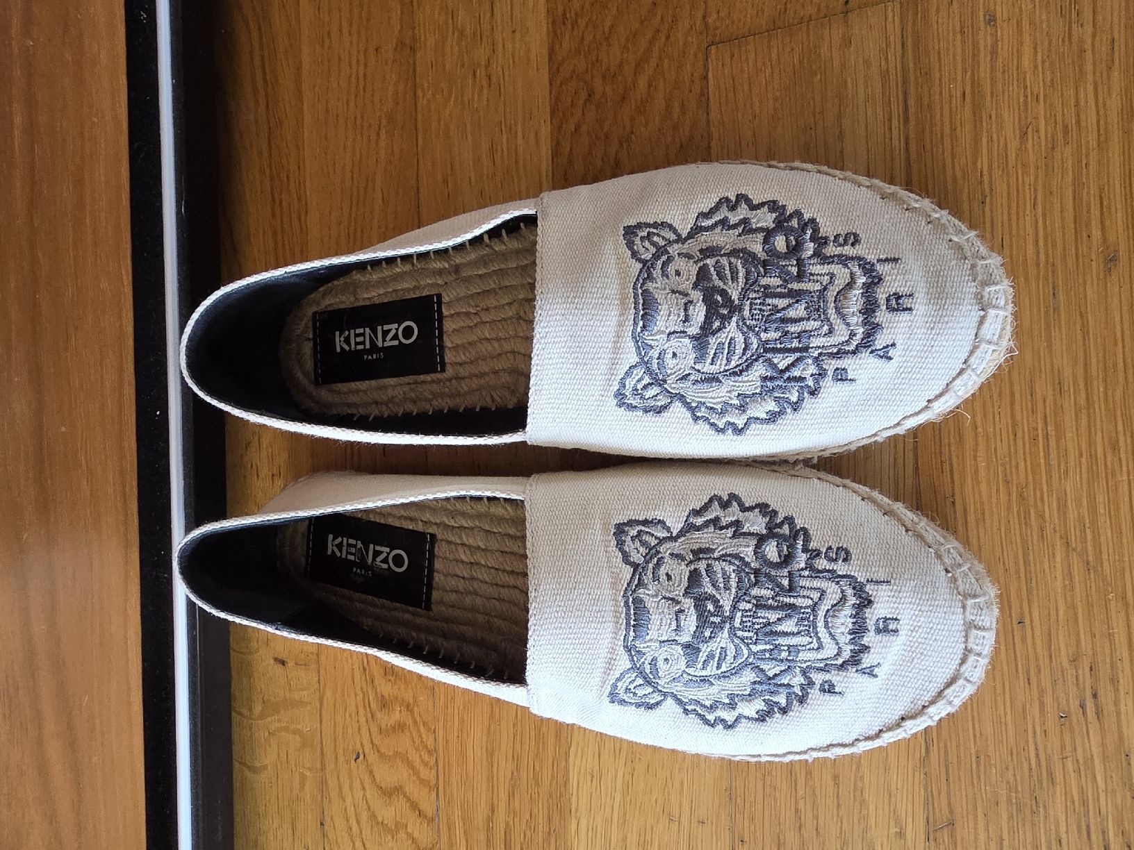 Kenzo Scarpe da donna: Kenzo Espadrilles White Tiger Print Size 38 – Nuovo (secondo la descrizione) da Brüttisellen venduto da par_8zbj 2