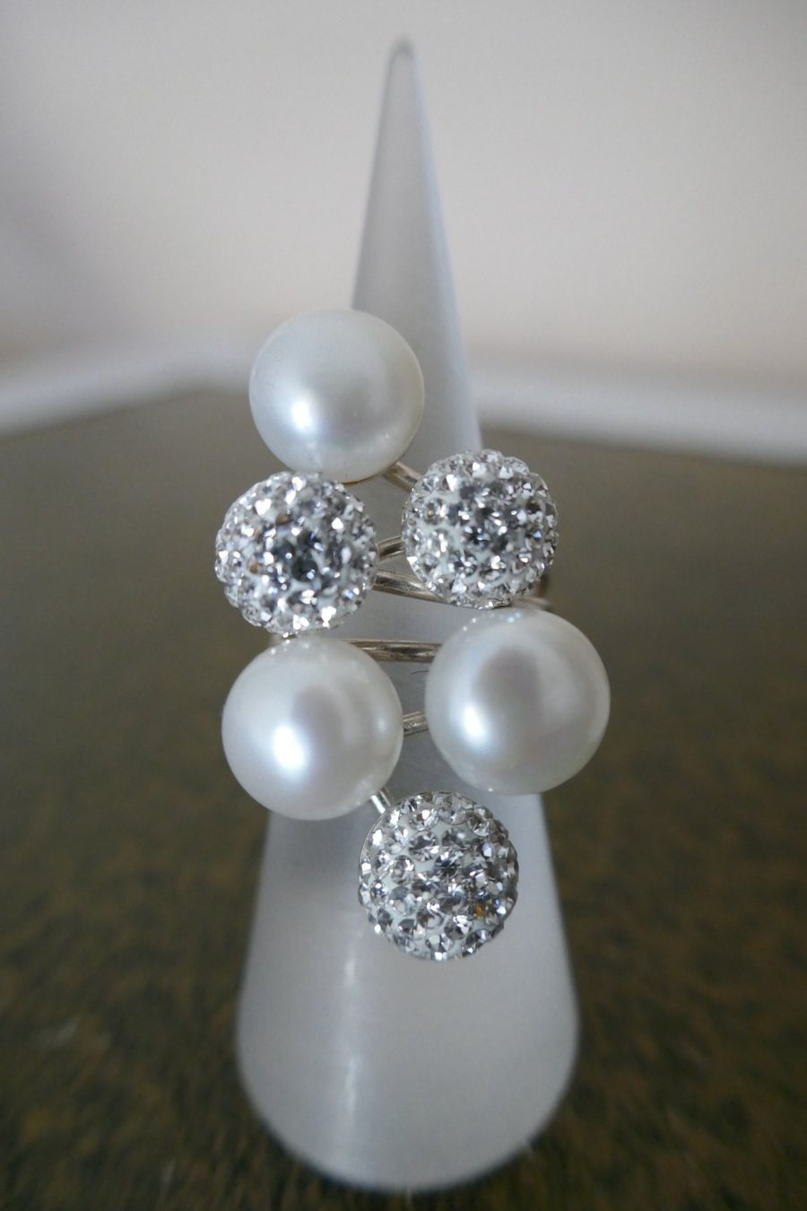 Anelli: Silberring mit Swarovski und Perle – Usato da Muttenz venduto da einfach-schoen