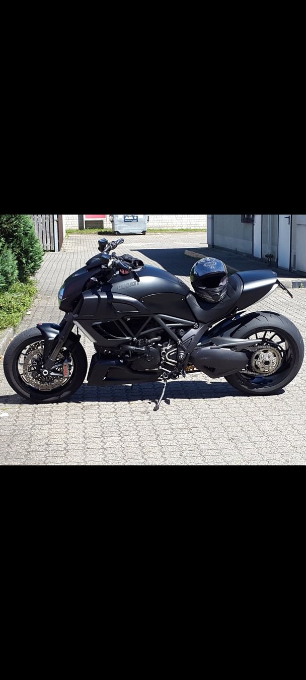 Ducati Strada: Ducati Diavel Dark Stealth – Usato da Aarburg venduto da Olpas 1