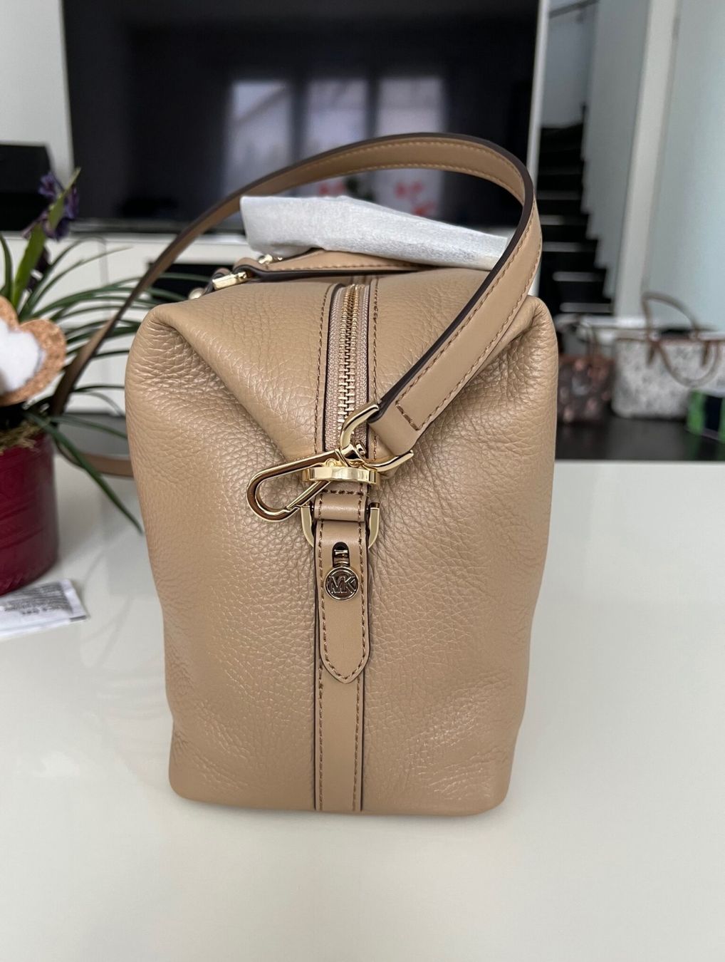 Michael Kors Sacs femmes: Michael Kors Tasche taupe – Neuf avec emballage d'origine à Wiedlisbach par Sistershop 2