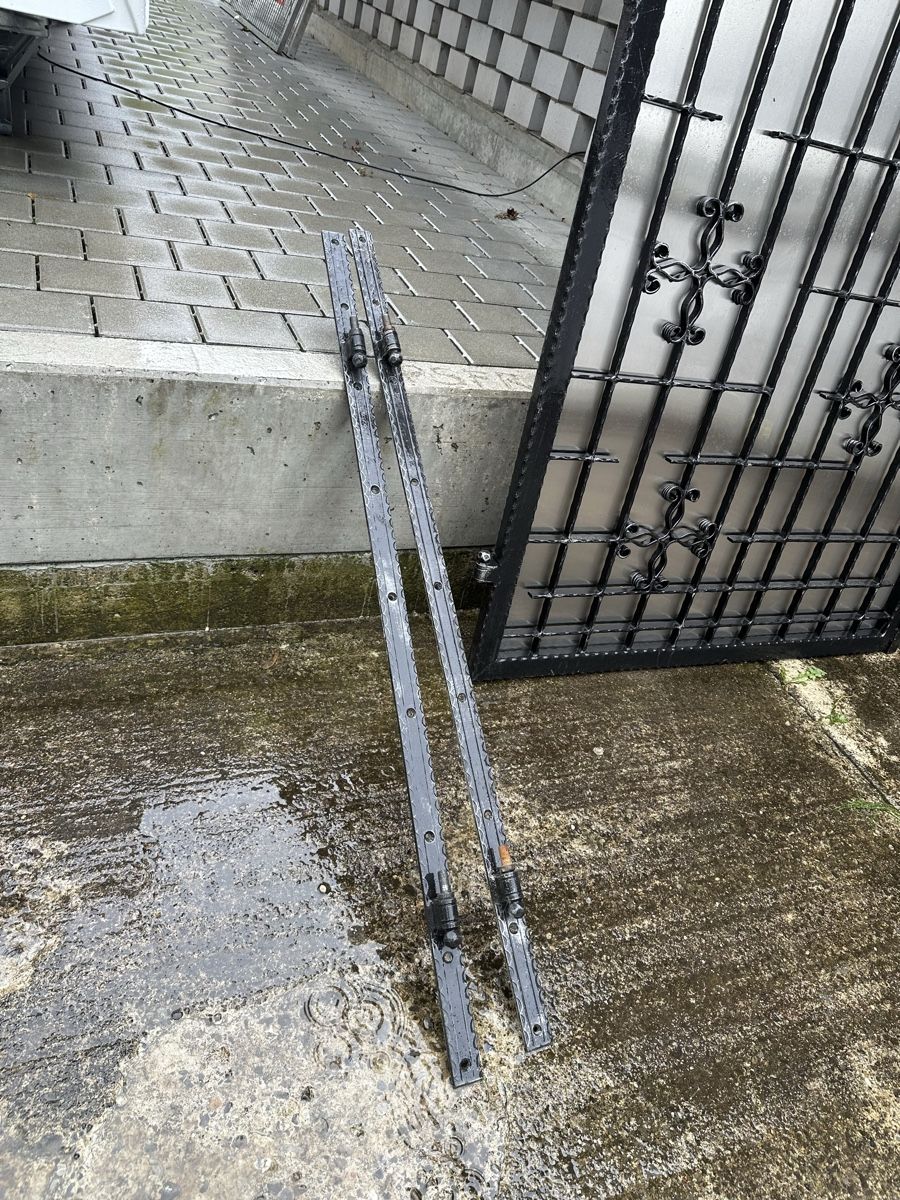 Grilles & Grillages: Eisentor Einfahrtstor Schmiedeisen – D'occasion à Villmergen par Bezdupe 6