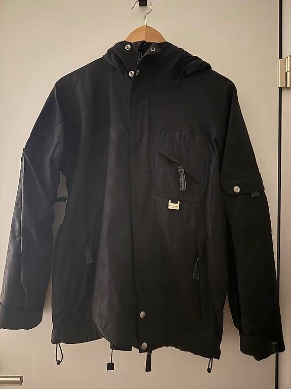 Giacche: Nikita Snowboardjacke – Usato da Uster venduto da nat_w6qv