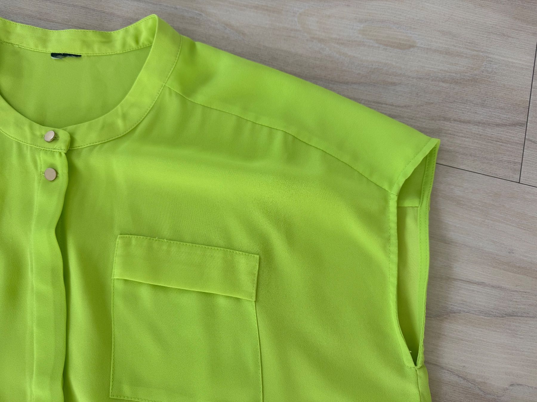 Heine Camicette: Leuchtende Bluse Gr.40/42 Kurzarm Chiffon in Lime – Usato da Zollikon venduto da dorean 4