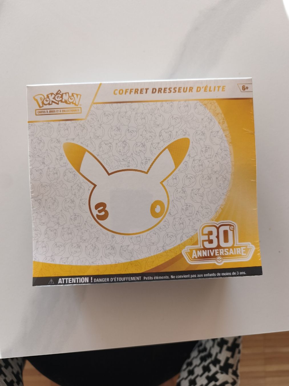 Pokémon Carte collezionabili: ETB Pokémon 30 ans FR – Nuovo e nell'imballaggio originale da Bulle venduto da niw_6xdd