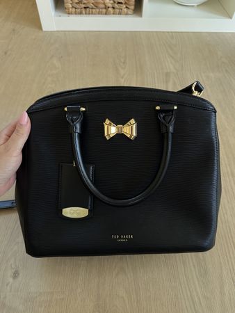 Elegante Ted Baker Handtasche