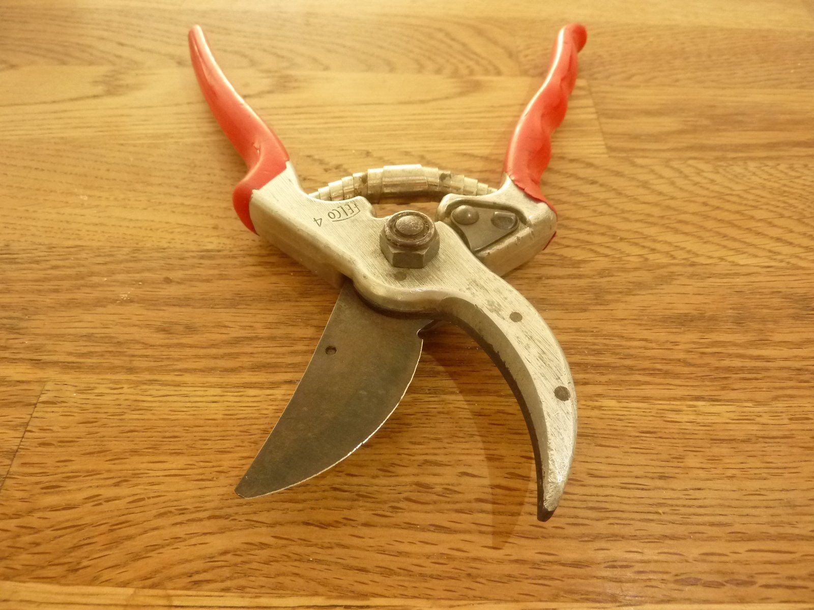 Felco Alle Werkzeuge: Original Gartenschere Felco 4 Swiss Made – Gebraucht aus Hochfelden von swissice 1