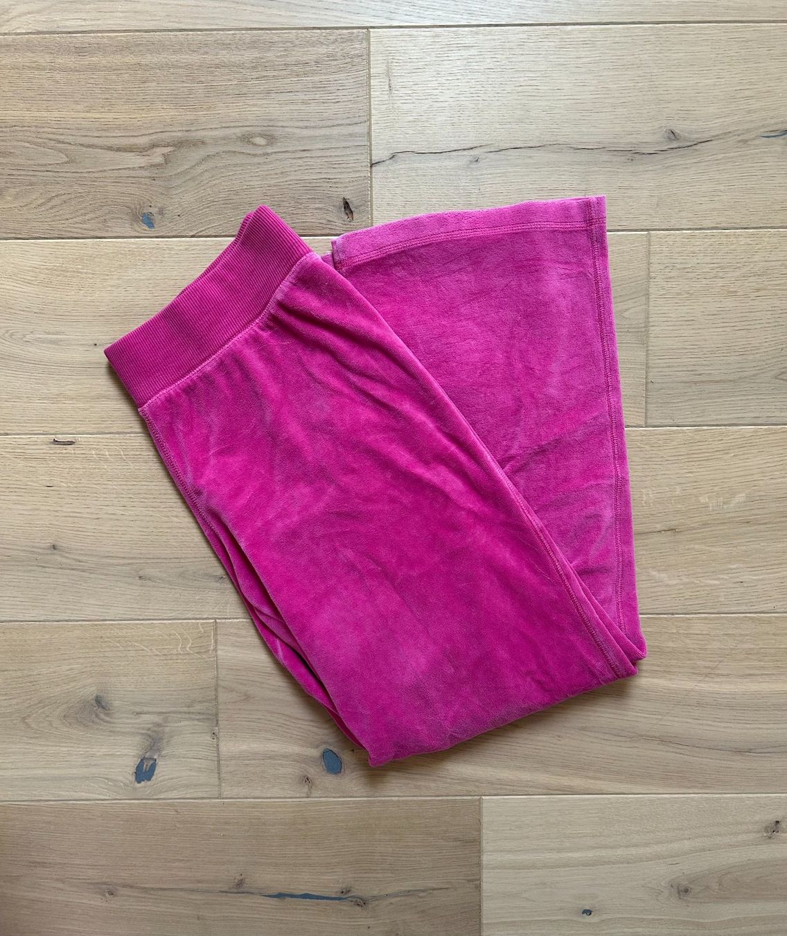 Pantaloni: Pinke Velours Hose, Gr. L – Usato da Richterswil venduto da sop_zwd9 1