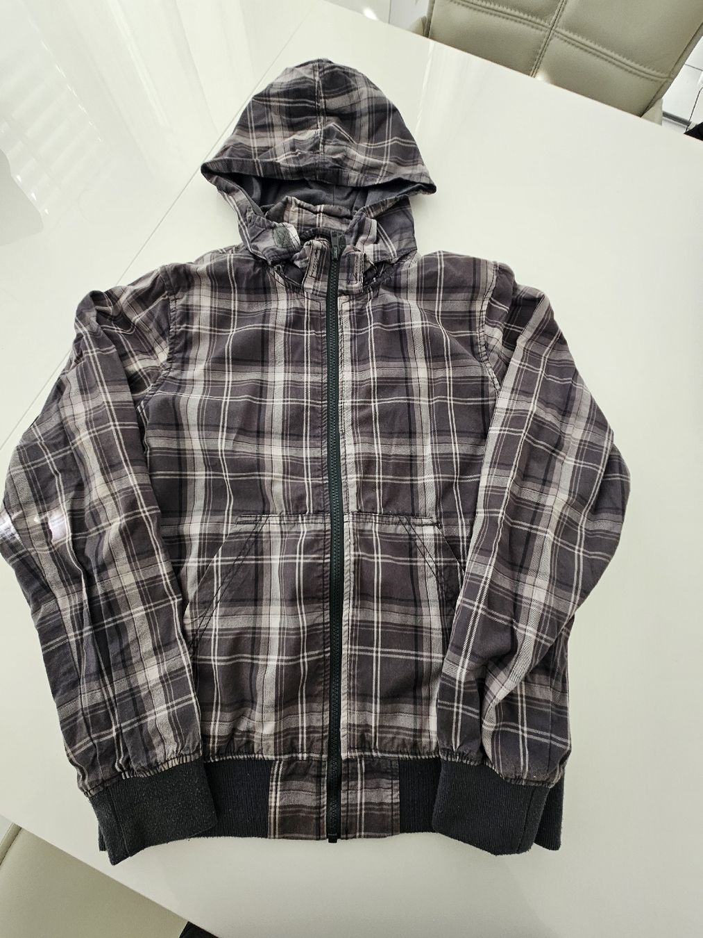 H&M Giacche & Cappotti: Frühlingsjacke – Nuovo (secondo la descrizione) da Ostermundigen venduto da Msmash