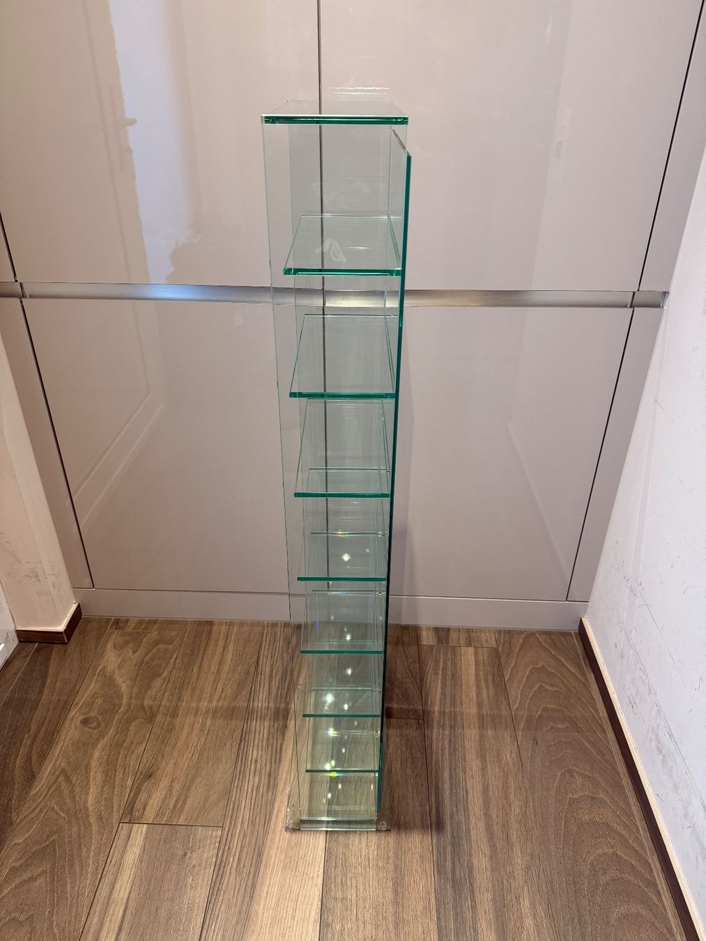 Scaffali: CD Regal aus Glas – Usato da Horgen venduto da Auction-Kings 3