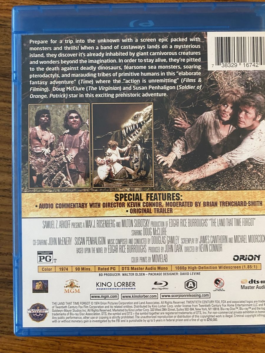 Tous les DVDs: The Land That Time Forgot - US Import, Code A – D'occasion à Rüschlikon par Granulat204 1
