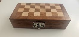 Klappbares Reiseschach aus Holz Vintage
