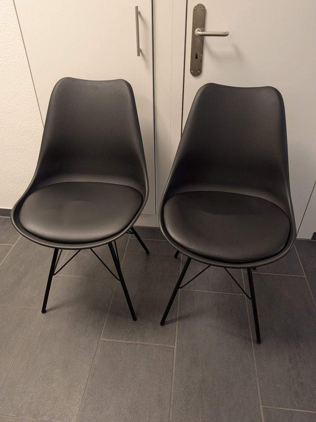 Stühle: 6x Esszimmerstühle Schwarz – Gebraucht aus Zürich von zotac