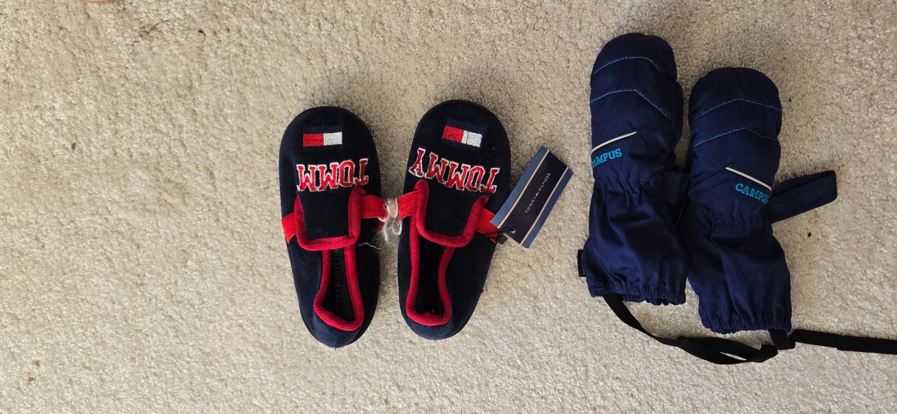 Tommy Hilfiger Herrenschuhe: Tommy Hilfiger slippers/Hausschuhe Gr.29 – Neu (gemäss Beschreibung) aus Spreitenbach von Breezyel 1