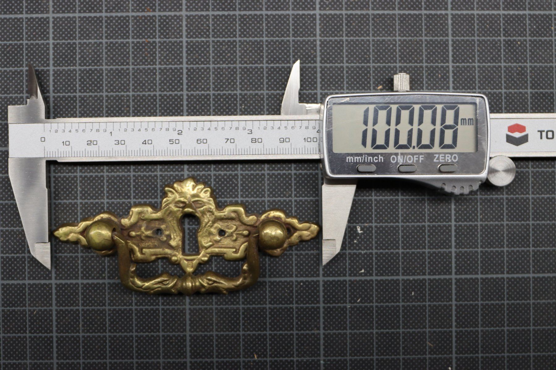 Ferramenta: antiker Fallgriff / "Löwengriff" / Schlossschild – Usato da Emmetten venduto da Super008 5