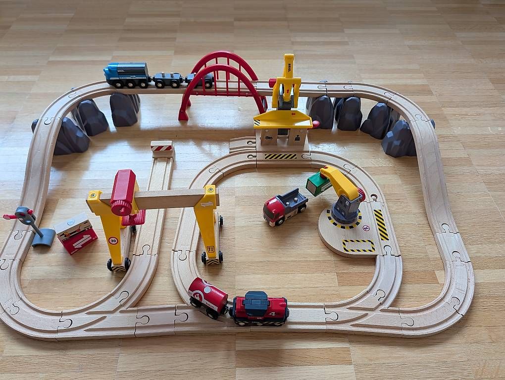Brio Jouets: Brio Frachten/ Cargo set deluxe – D'occasion à Uetikon am See par leaspa 2