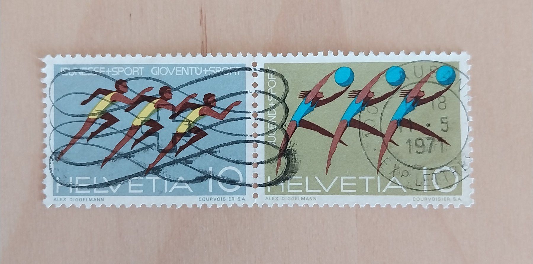 Alle Briefmarken: Timbres CH se tenant – Gebraucht aus Bussigny von jaqual