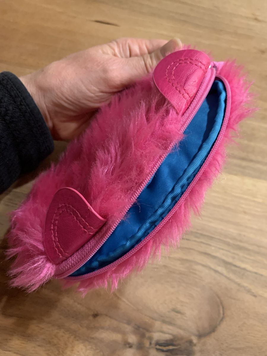 Borse & Zaini: TOPMODEL Flauschi-Etui / Monster-Täschli pink – Usato da Winterthur venduto da amapola 4