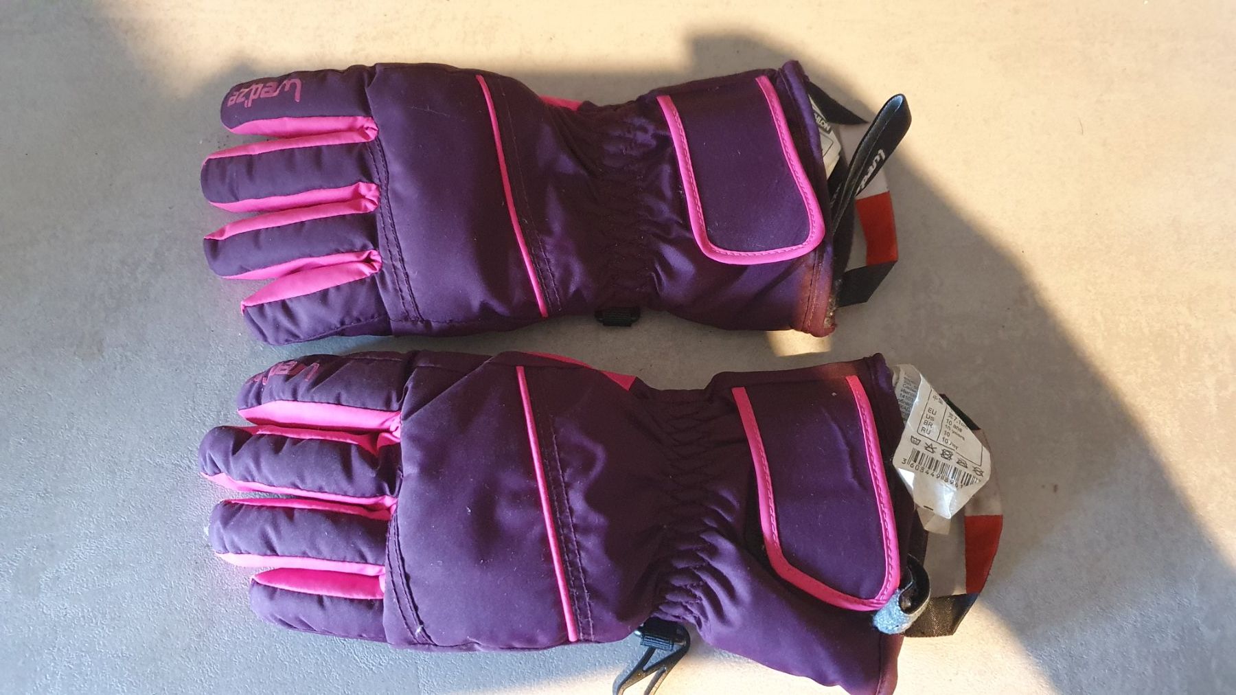 Kinderhandschuhe: Gants – Gebraucht aus Châtonnaye von Kojak120