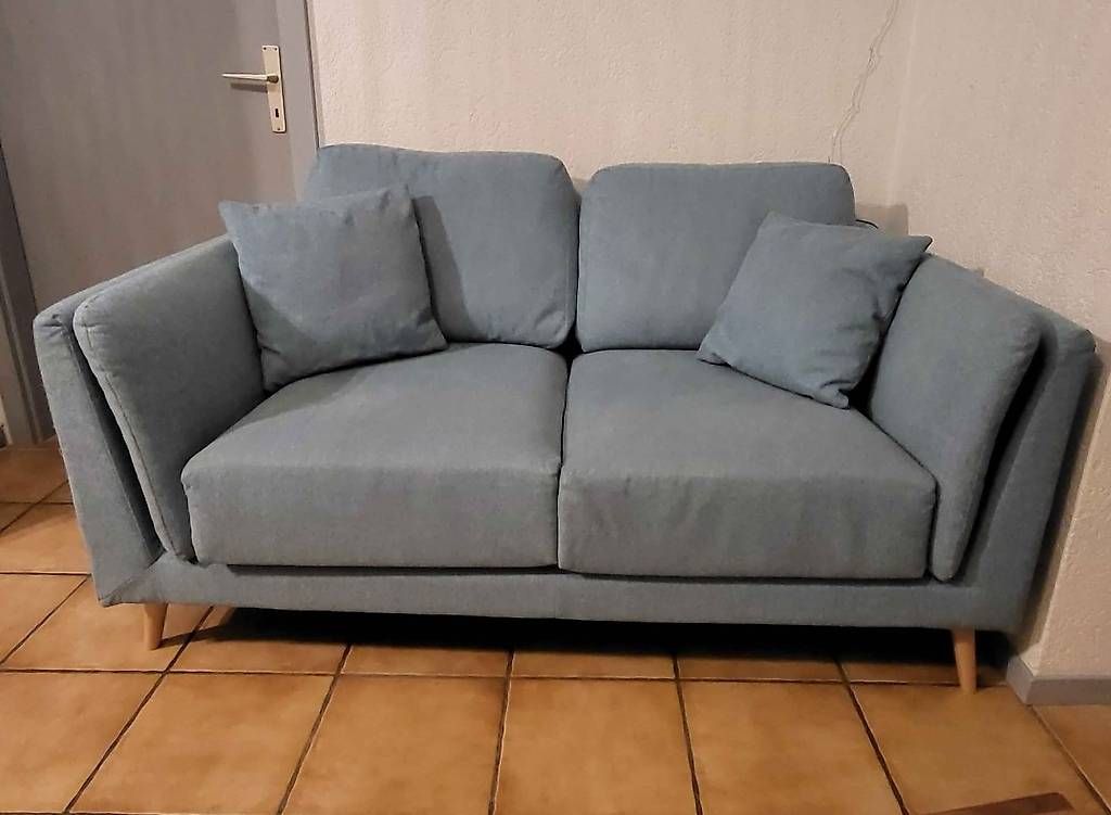 Sofas: Canapé 2 places  – Gebraucht aus Chessel von deb_l6sw