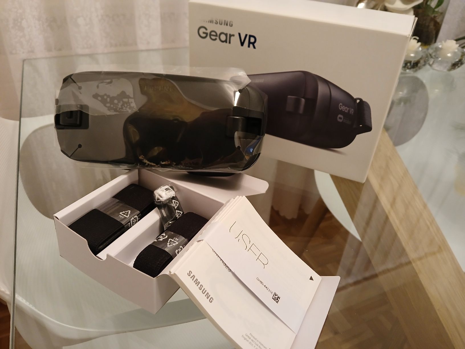 Samsung Casco VR: Samsung Gear VR - Virtual Reality Brille neu – Nuovo e nell'imballaggio originale da Spreitenbach venduto da rab2000 1