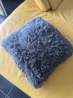 Flauschiges Kissen, grau, 40x40 cm - Gemütlich für Winter!