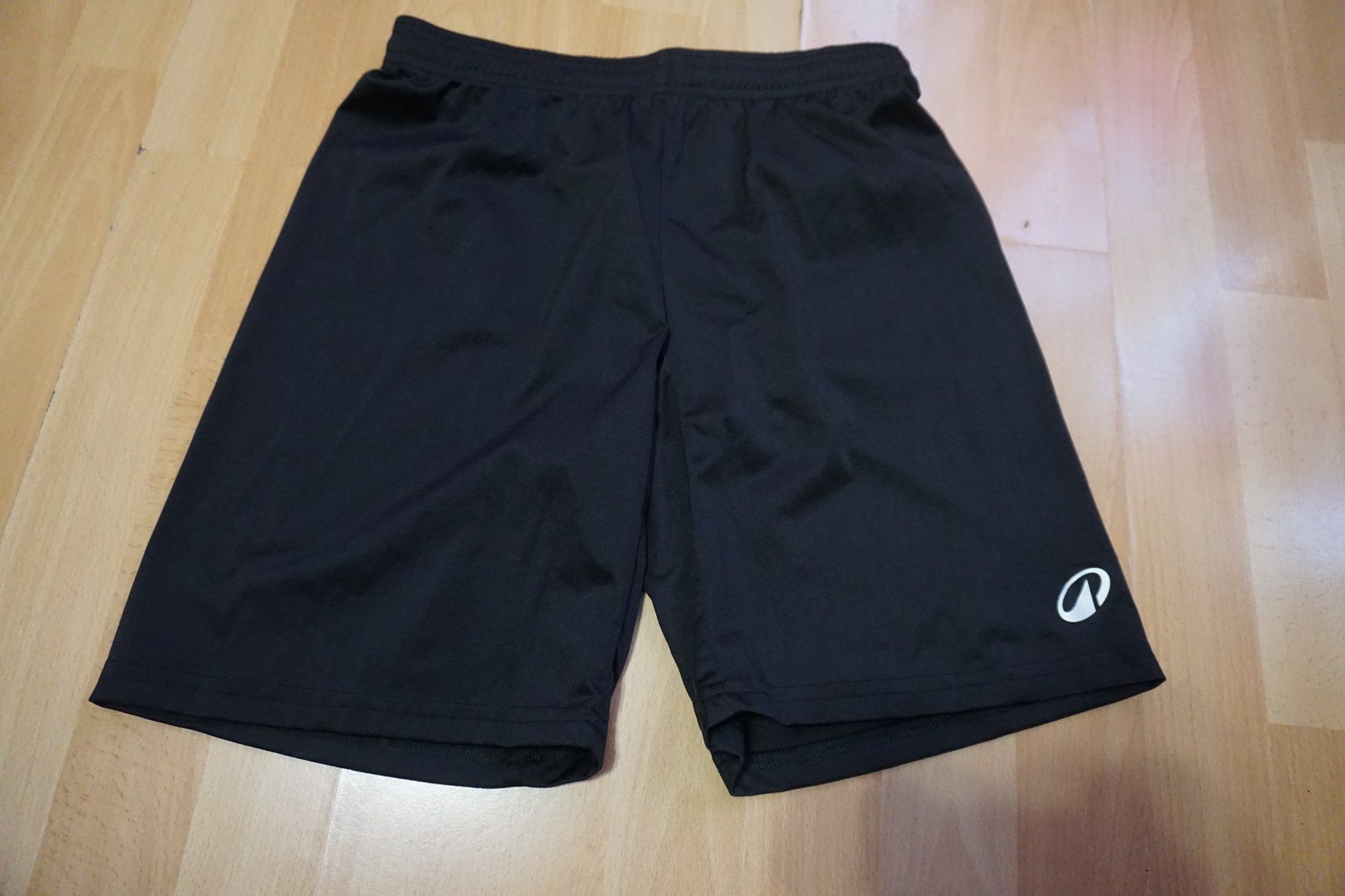 Pantaloni: Trainingsshorts Gr. 151-160 – Usato da Zürich venduto da einalemjena