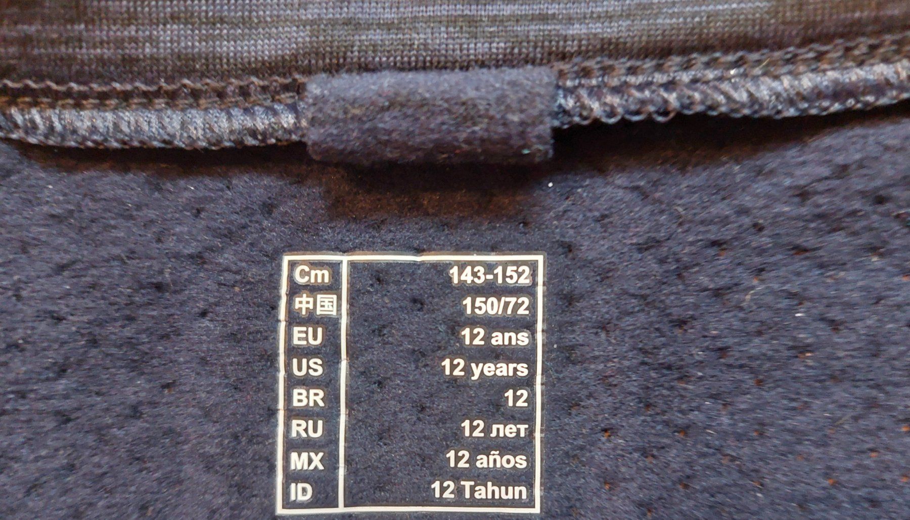 Maglioni & Felpe: Funktion Pulli,dünn, leicht, schnell trocknend, Gr.152=12J. – Usato da Sarnen venduto da Goldesel 7