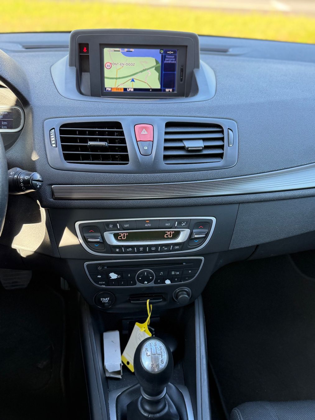Renault Autos: Renault Megane 1.6 110 PS – D'occasion à Lentigny par Driton29 5