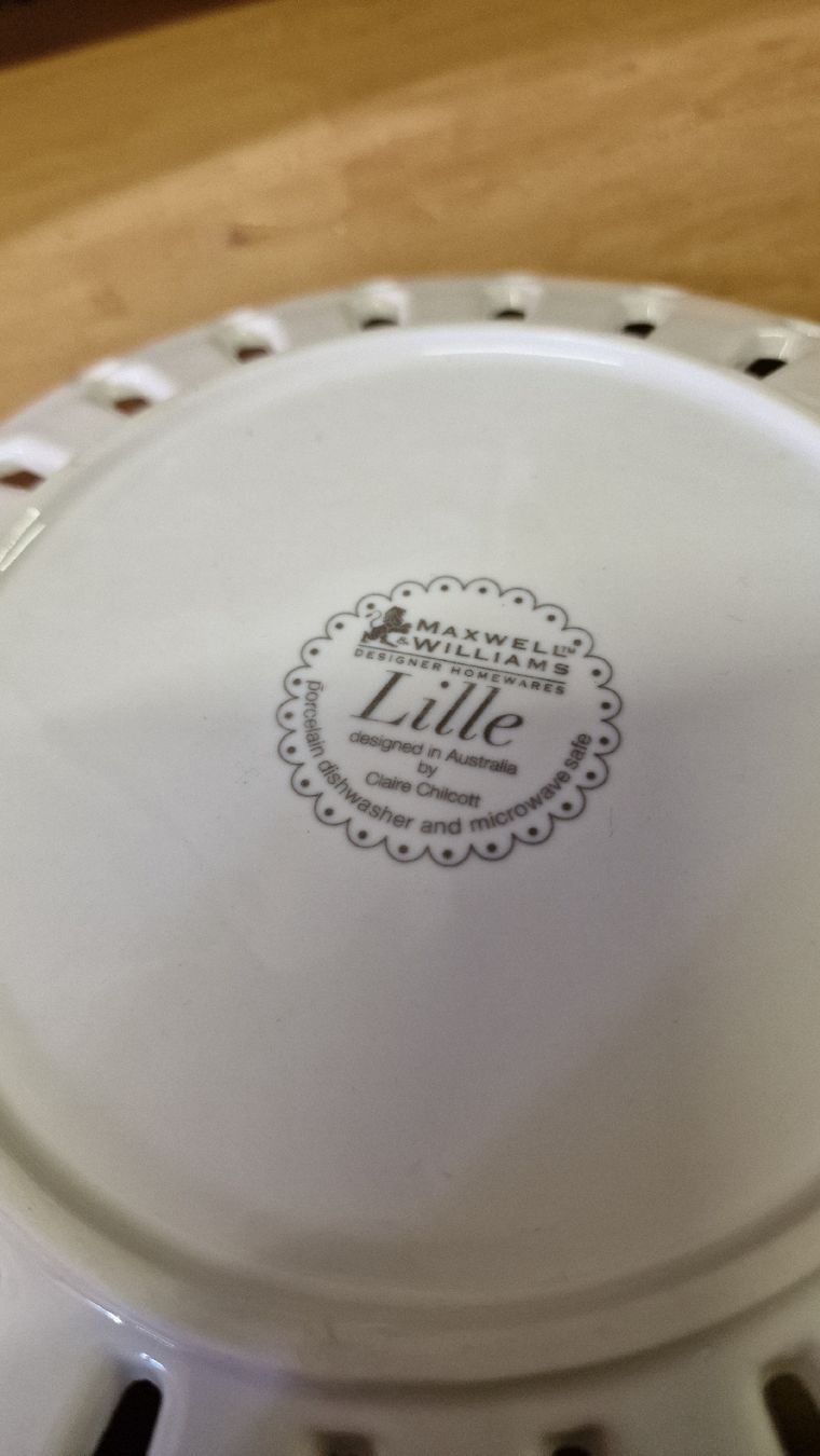 Maxwell & Williams Plateaux: Schale und Teller Maxwell & Williams Lille 2-teilig  – Neuf (Voir description) à Herisau par Antiques.AR 1