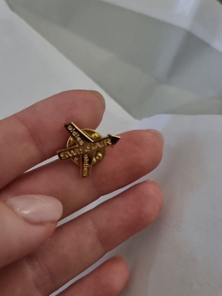 Broschen & Nadeln: Swiss Air Pin/Anstecker – Gebraucht aus Zweidlen von VG159 1