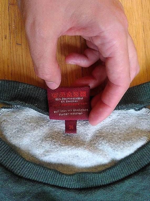 Pullover & Sweatshirts: Nachhaltiger Crop-Pulli – Gebraucht aus Zürich von Dory12 1