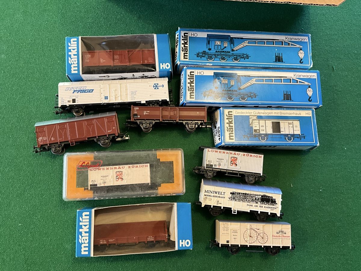 Märklin Modelleisenbahnen: Marklin HO Konvolut: Waggons – Gebraucht aus Reichenbach i. K. von Muus4 2