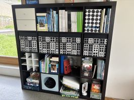 Bibliothèque kallax IKEA noir, 147x147 cms, bon état