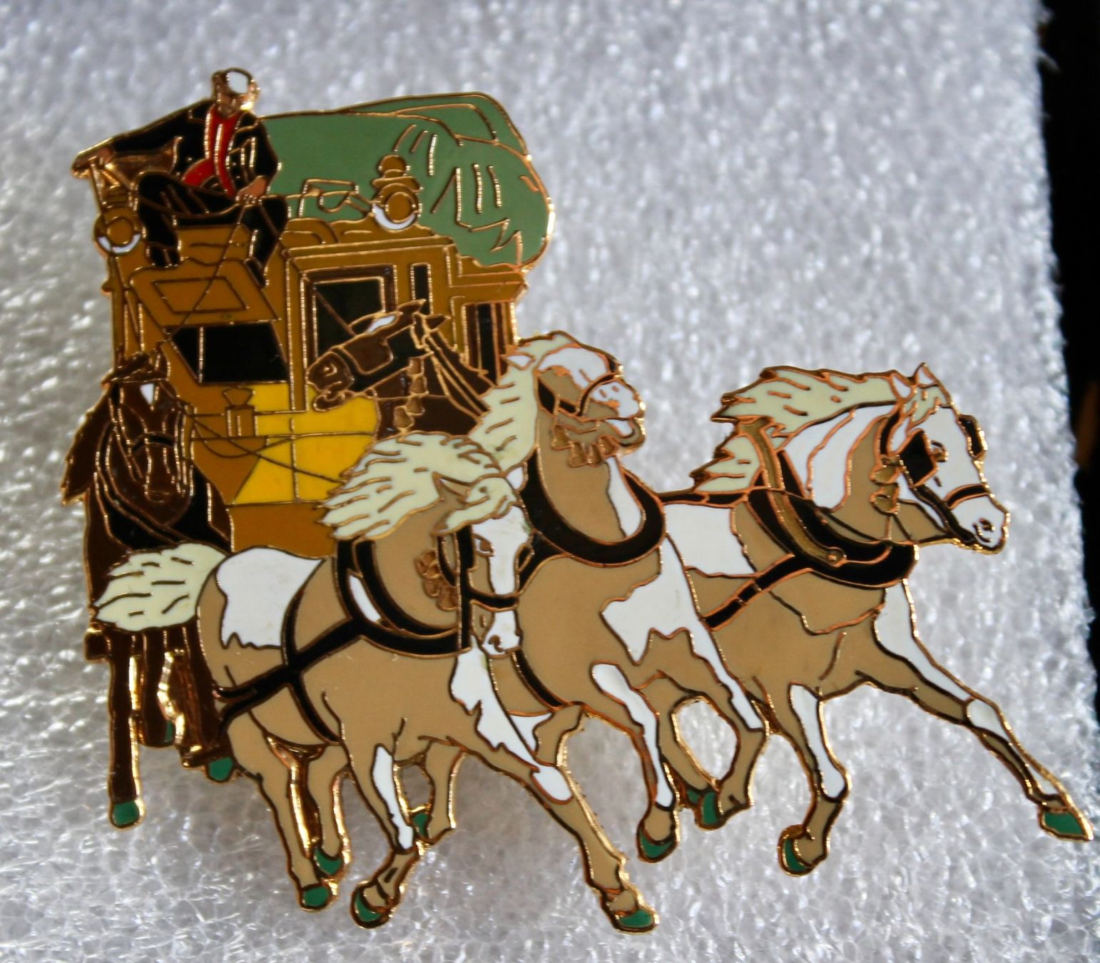 Placchette & Badge: 27 Pins – Usato da Kirchlindach venduto da hekilida