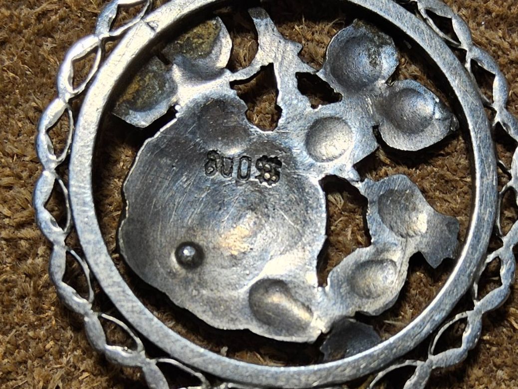 Anhänger: Schicker Silber 800 Rosen Schmuck Anhänger – Gebraucht aus Zürich von SciTec 2