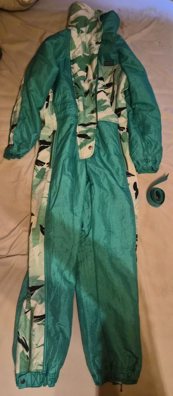 Anzüge, Sport- & Funktionsanzüge: Superbe Combinaison de ski Vintage - Ellesse – Gebraucht aus Jouxtens-Mézery von ger_hpd5