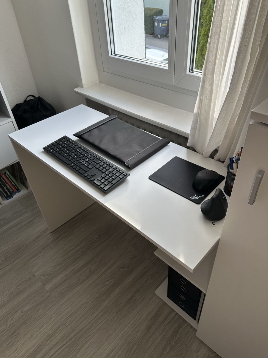 Schreibtische: Schreibtisch mit Schrank – Gebraucht aus Zürich von sar_v6x8 1