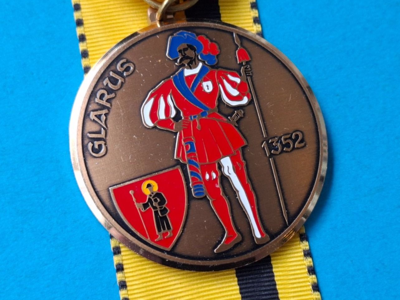 Medaglie: Glarus Standesläufer 1352 (R571) – Usato da Schwanden GL venduto da Suvorov