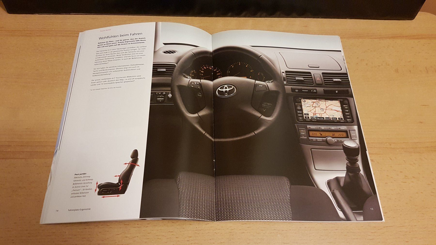 Toyota Documenti: Toyota Avensis Prospekt/Katalog – Usato da Boswil venduto da MAF_952 3