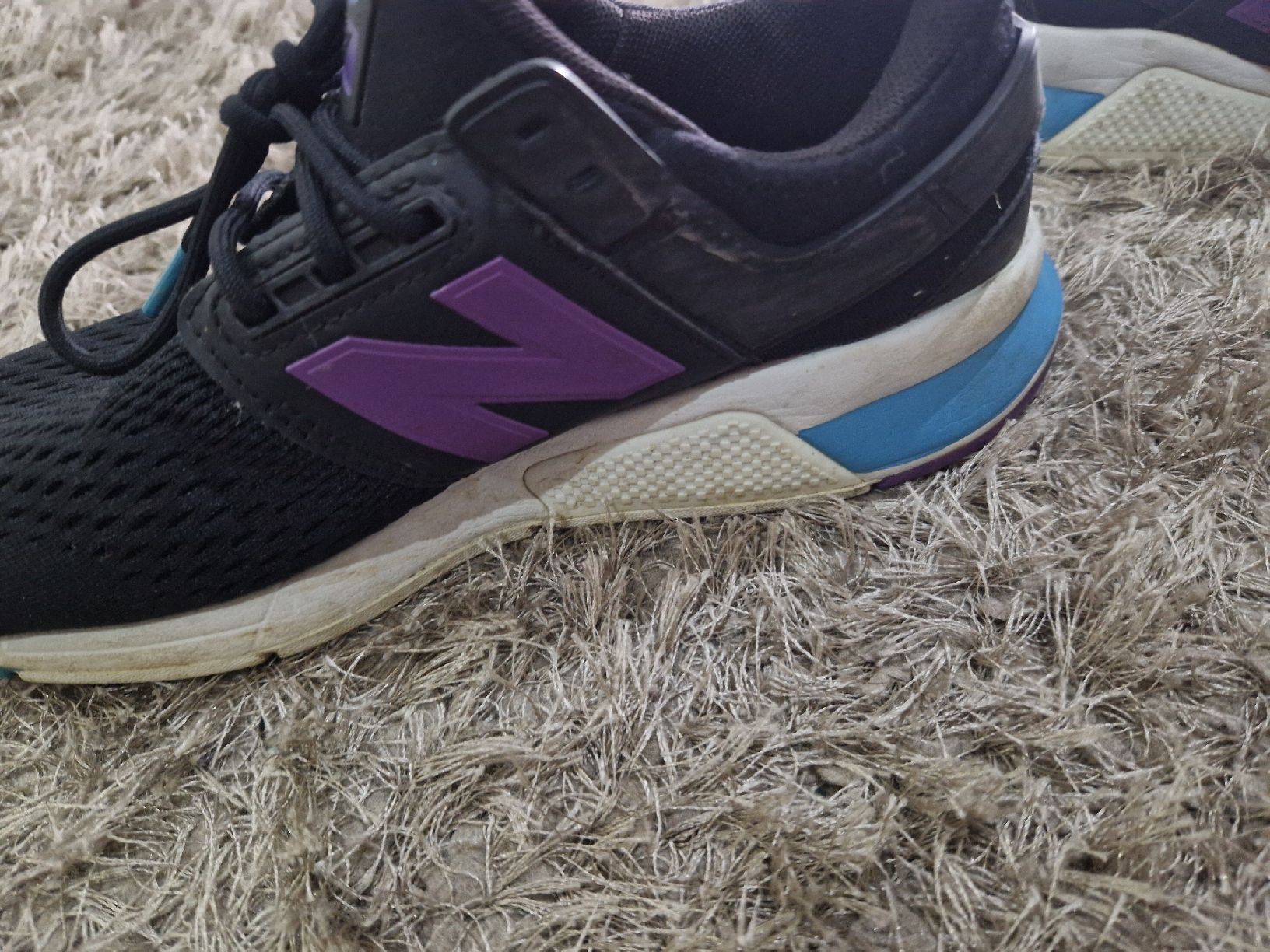 Scarpe da donna: New Balance Sneaker 36,5 – Usato da Hindelbank venduto da MRoeth1 1