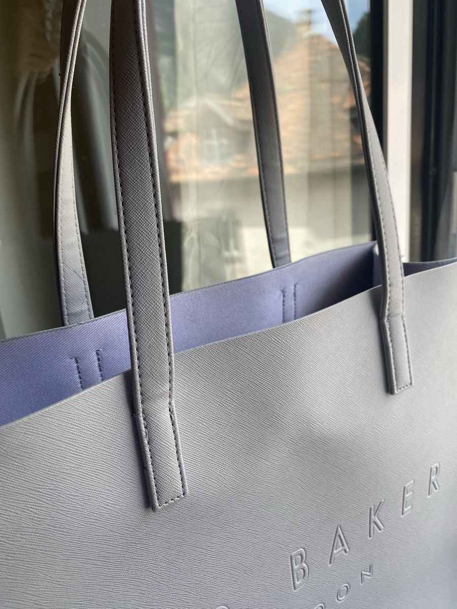 Ted Baker Borse da donna: Ted Baker Icon Tote Bag in Grau  – Usato da Göschenen venduto da Anoli34 3