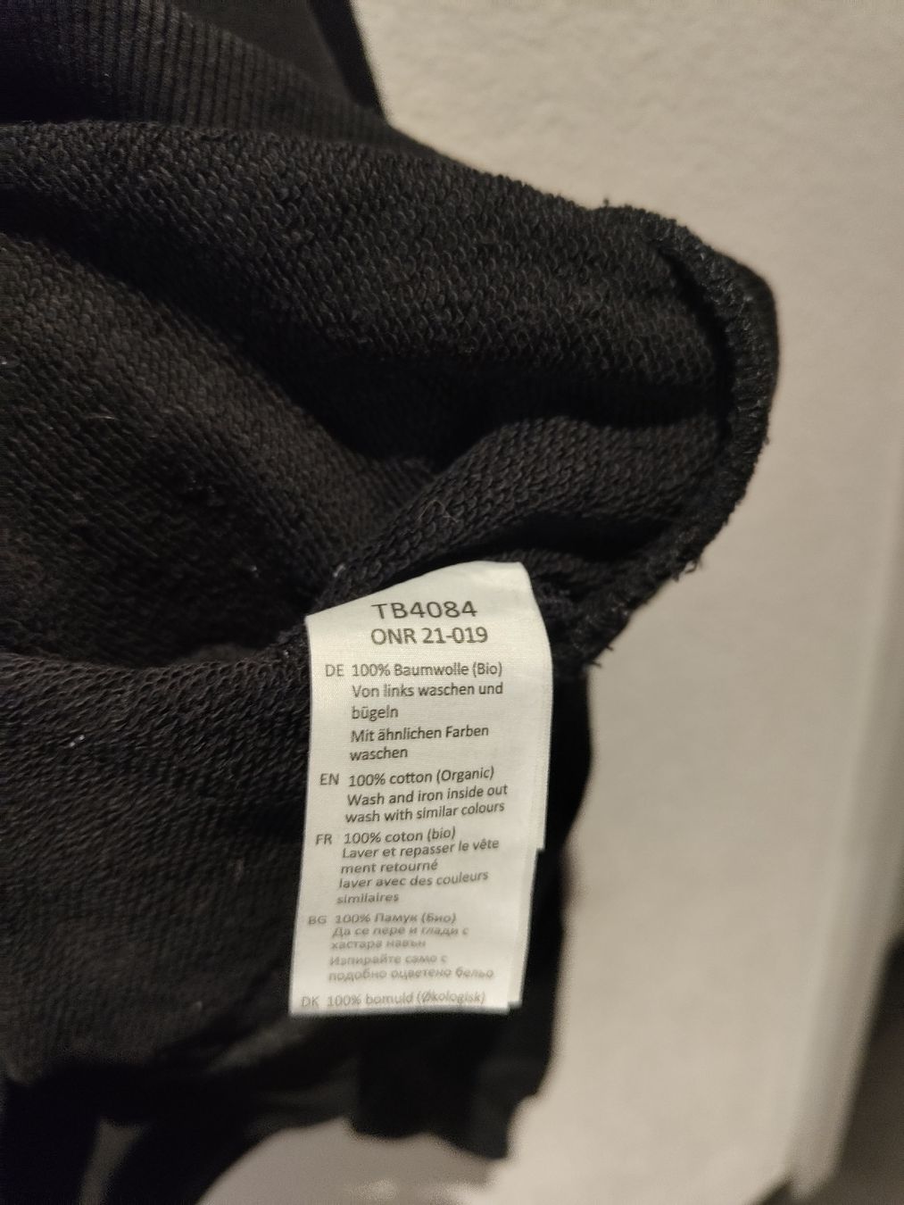 Pullover & Sweatshirts: Baggy Hoddie – Gebraucht aus Russikon von noraarya 1